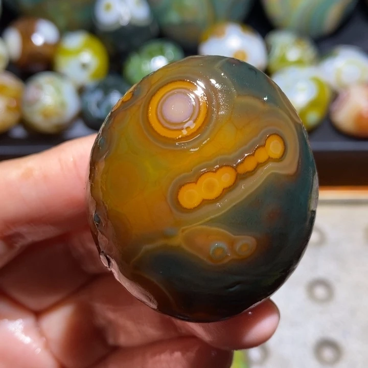 未镶嵌玛瑙/玉髓珠宝半成品159