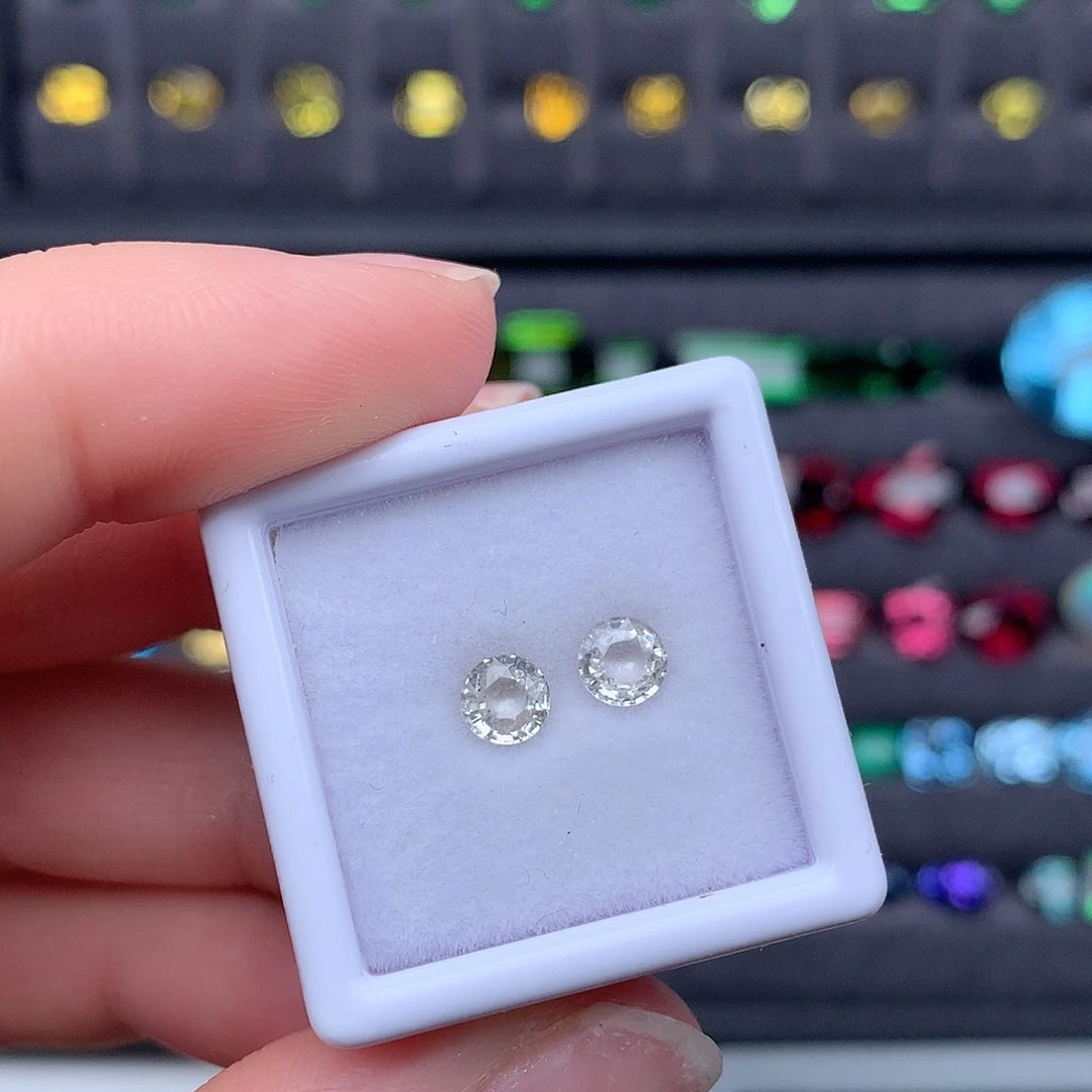 蓝宝石裸石白蓝宝94分