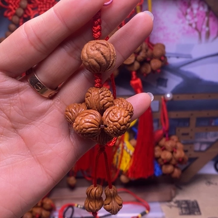 桃核吊坠龙纹桃枭