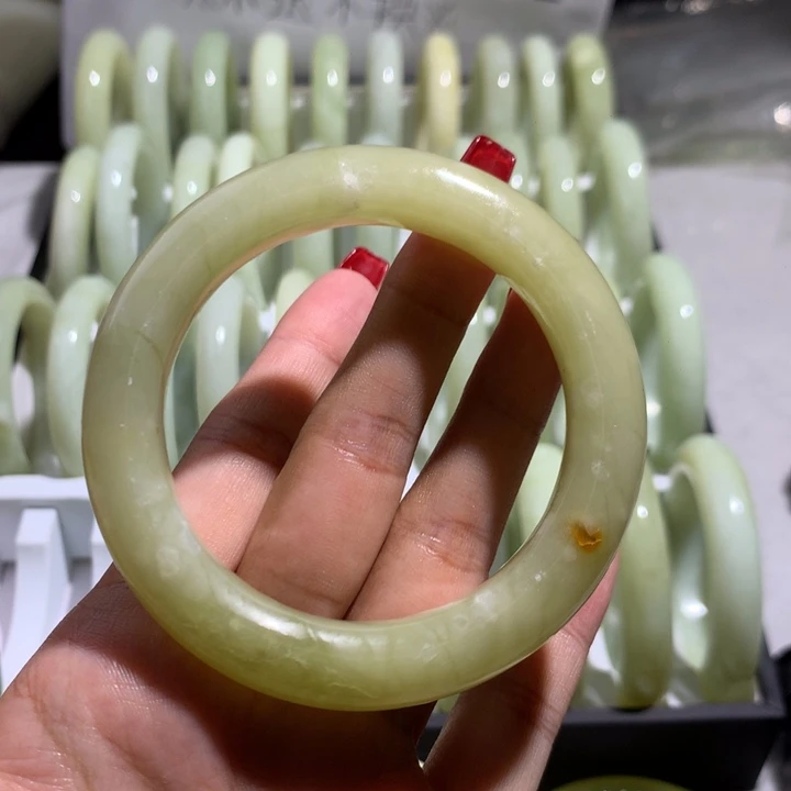 未镶嵌蛇纹石玉手镯