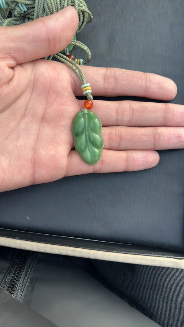 和田玉碧玉树叶