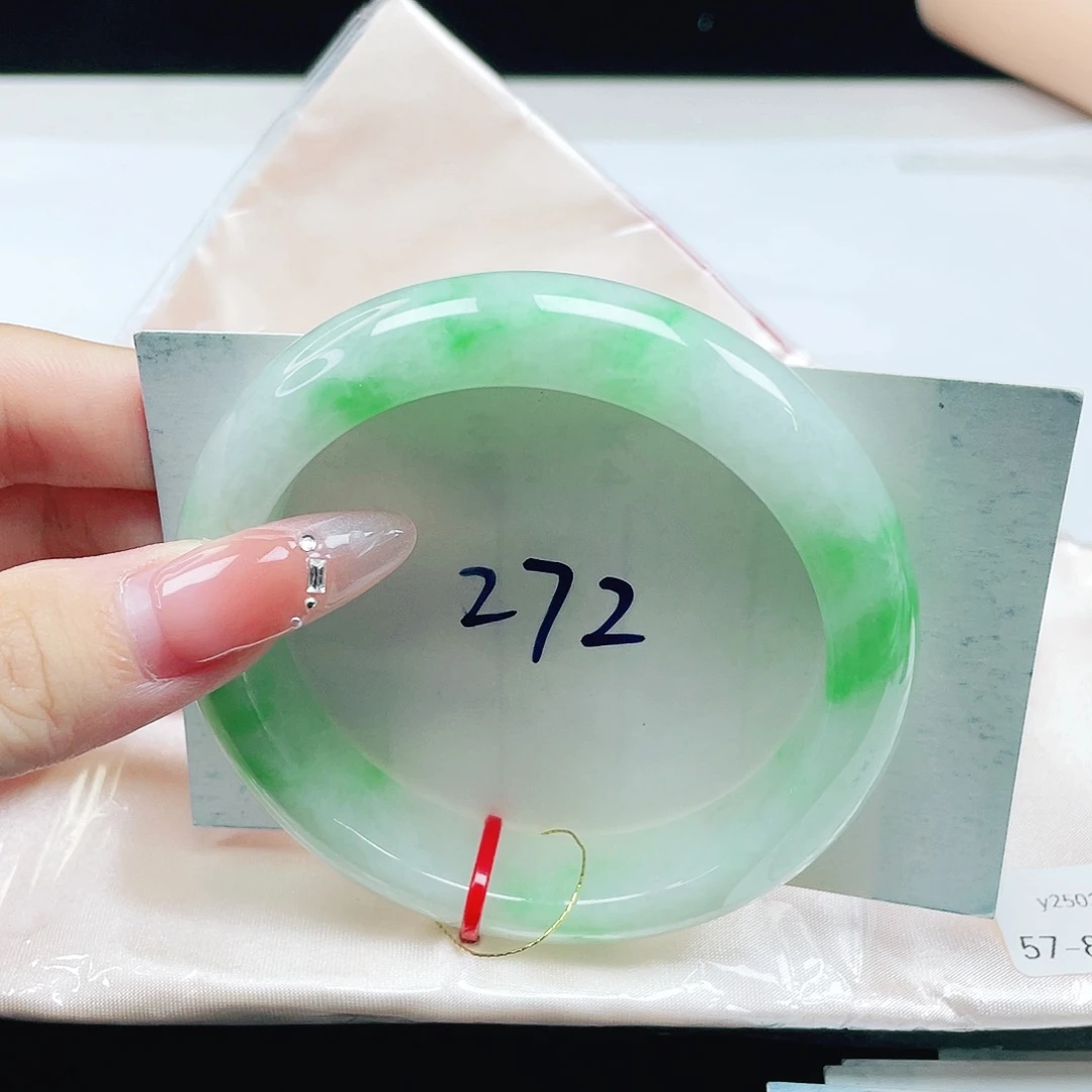 未镶嵌手镯翡翠57