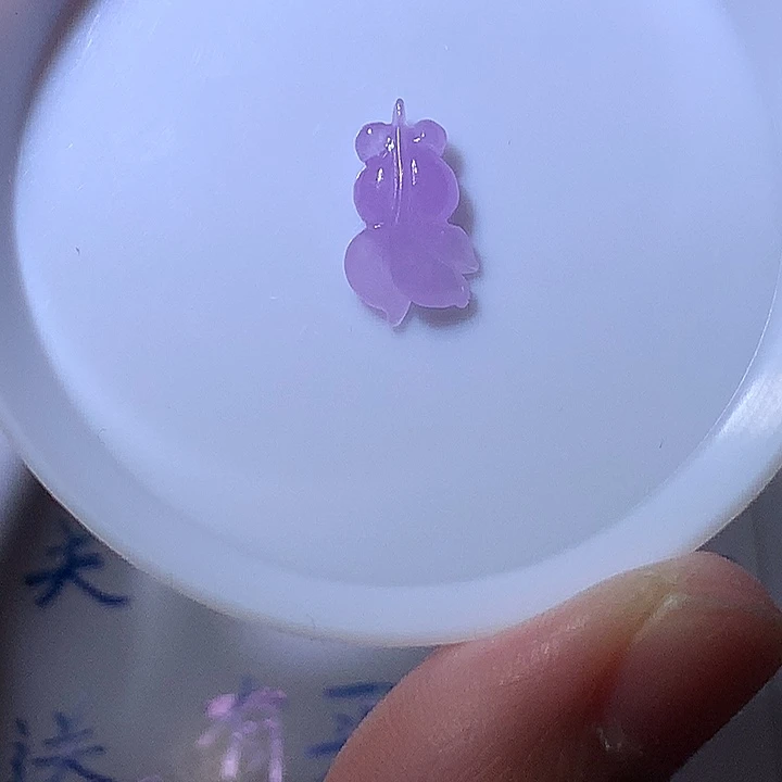 翡翠未镶嵌颈饰紫色金鱼13.8*8.7*4.0