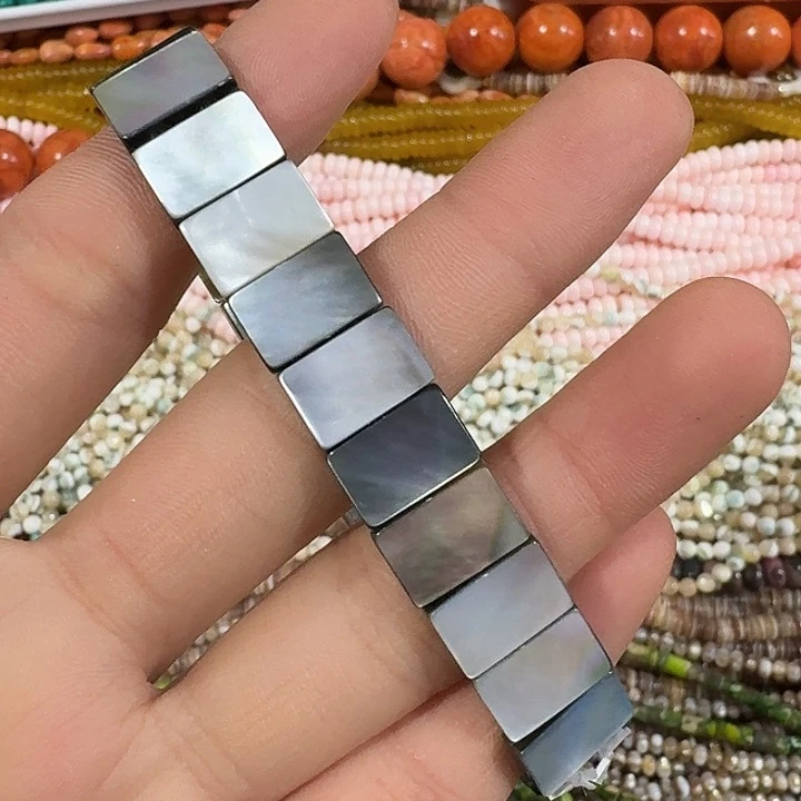 玛瑙/玉髓合金珠宝半成品一条黑蝶贝手牌