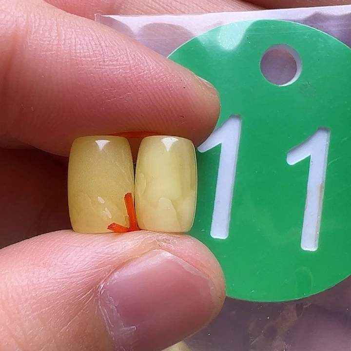 未镶嵌蜜蜡裸石6.5m m