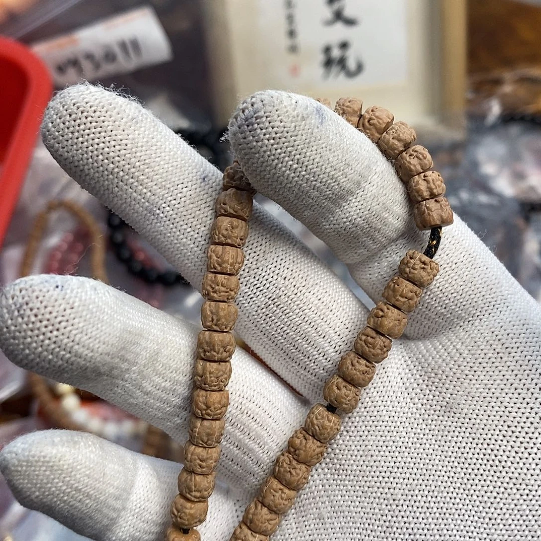 顾***一吊坠白玉菩提1710