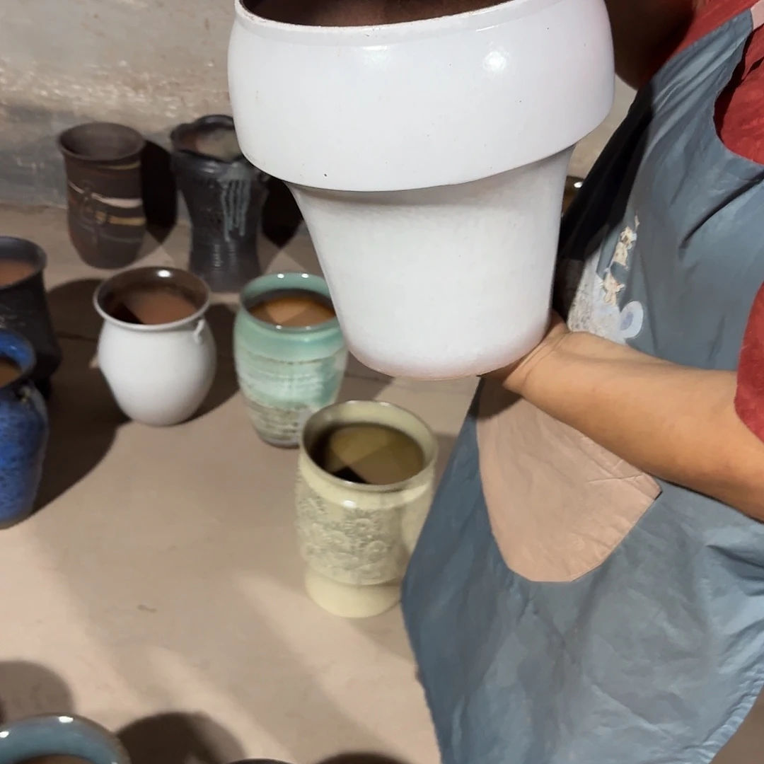 紫砂花盆口22高26一个