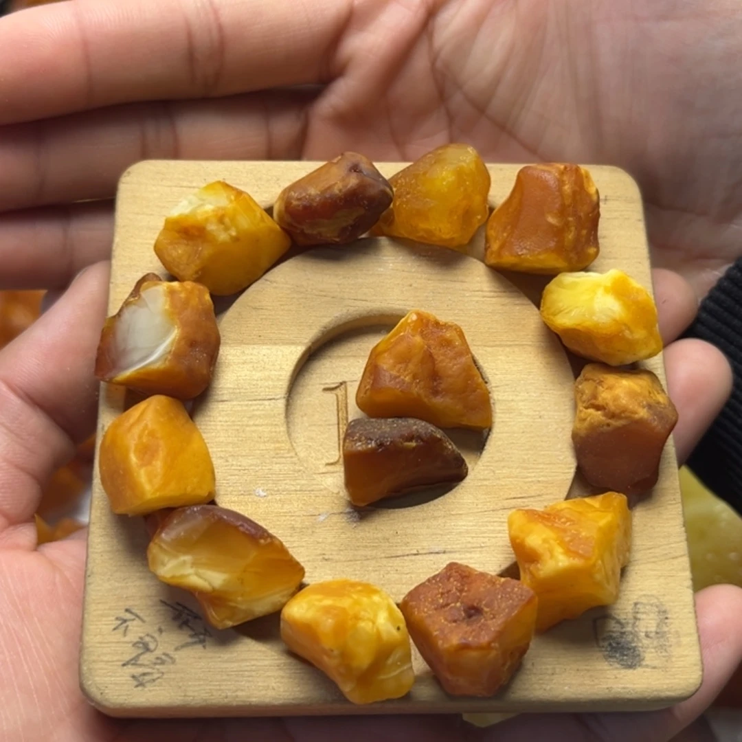 定制琥珀未镶嵌蜜蜡定制随型手串