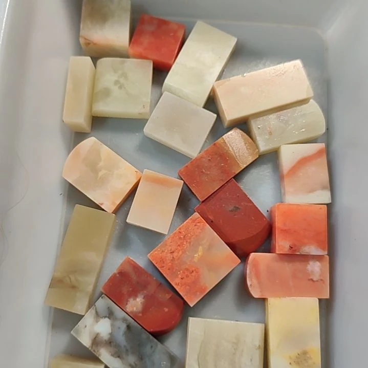 老挝石823883680660688606