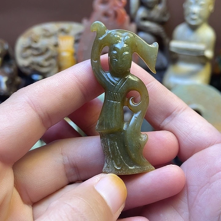 和田玉（糖玉）未镶嵌挂件