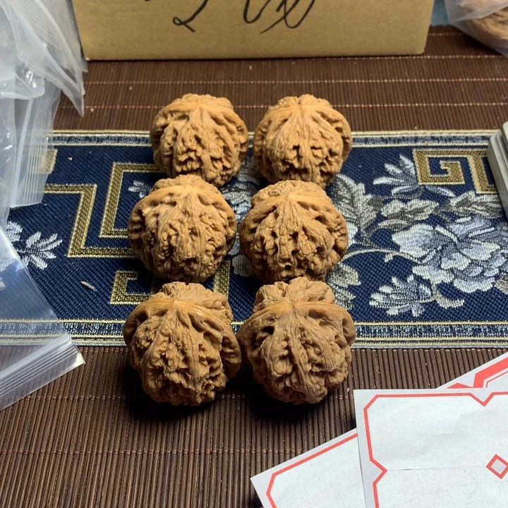 吊坠文玩核桃左*粗筋