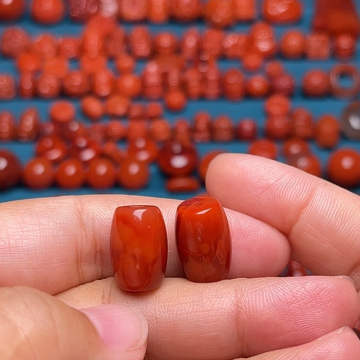 李***业南红玛瑙未镶嵌配饰对珠