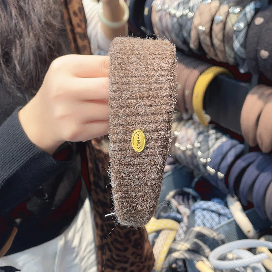 布艺铁合金咖色毛毡发箍