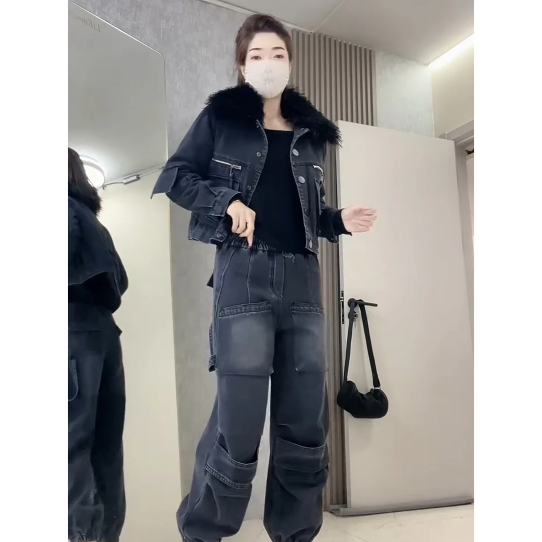 2025冬季新款牛仔套装女韩版时尚显瘦加厚大毛领机车服外套束脚裤