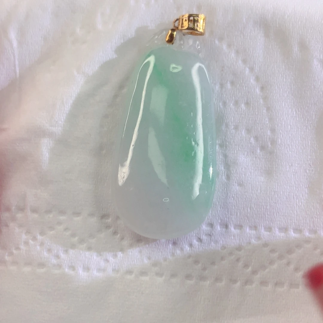 颈饰18K金镶嵌翡翠翡翠