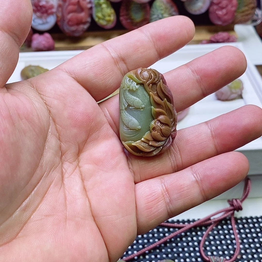 玛瑙/玉髓盐源玛瑙未镶嵌
