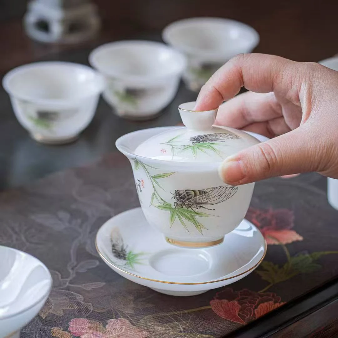 德化白瓷悬停三才盖碗家用泡茶釉下彩碗高档简约陶瓷瓷盖碗描金