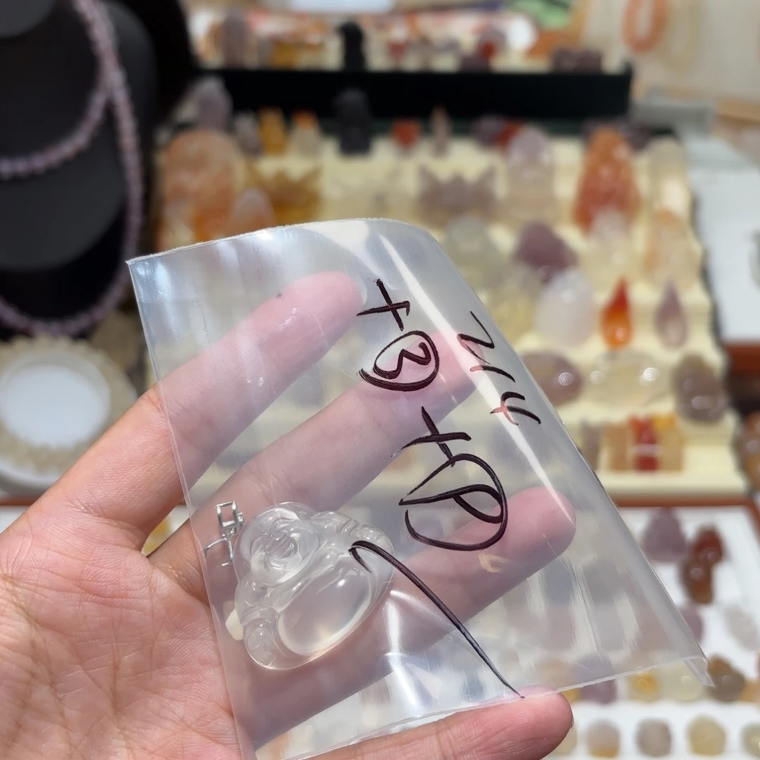 燕***燕未镶嵌颈饰玛瑙/玉髓
