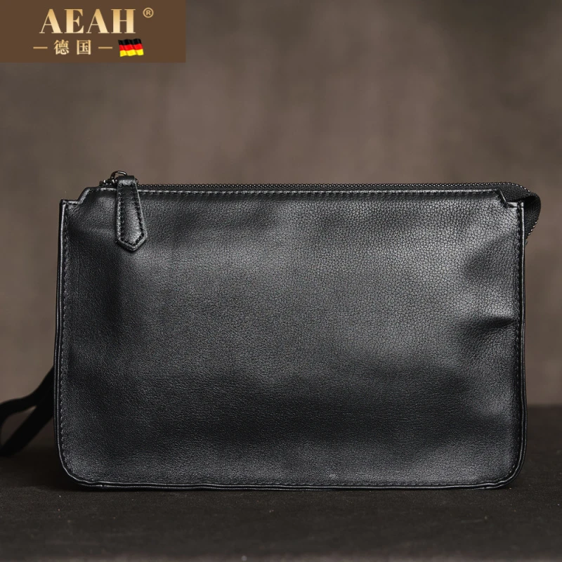 AEAH横款男生手拿包商务通勤男包新款休闲男士上班随身包包