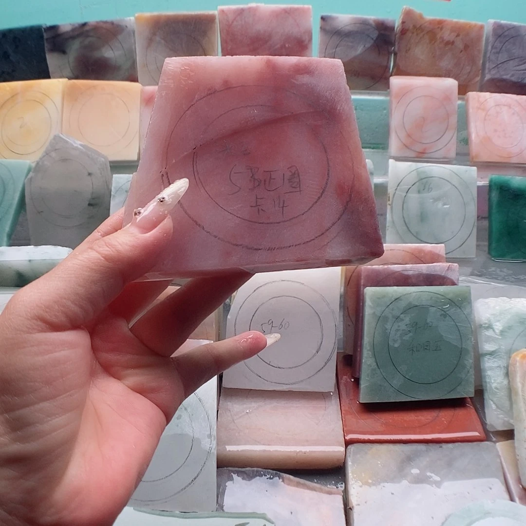 石英质玉手镯未镶嵌手镯定制