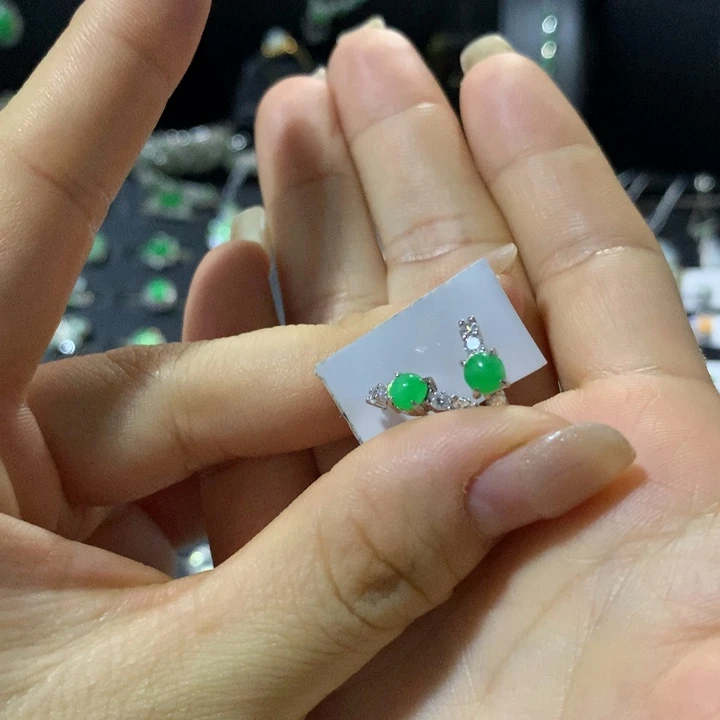 银S925镶嵌翡翠耳饰