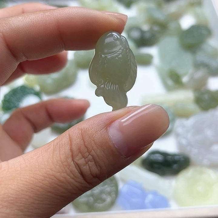 【闪购商品】颈饰未镶嵌和田玉