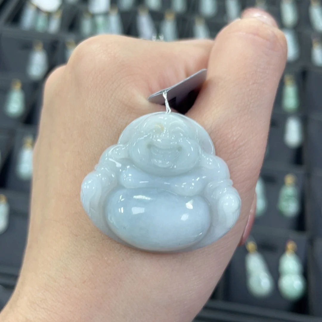 翡翠颈饰未镶嵌我***月貔貅