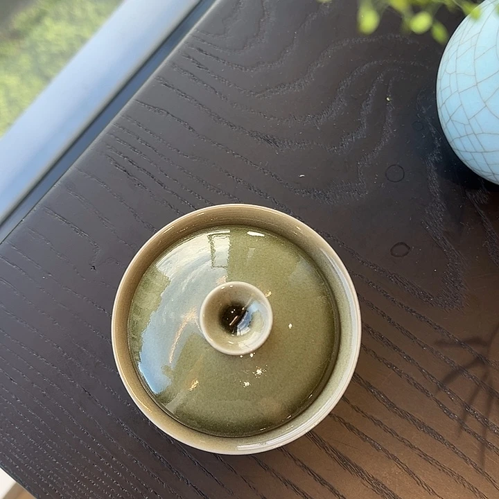 L***e龙泉青瓷窑变茶末绿盖碗