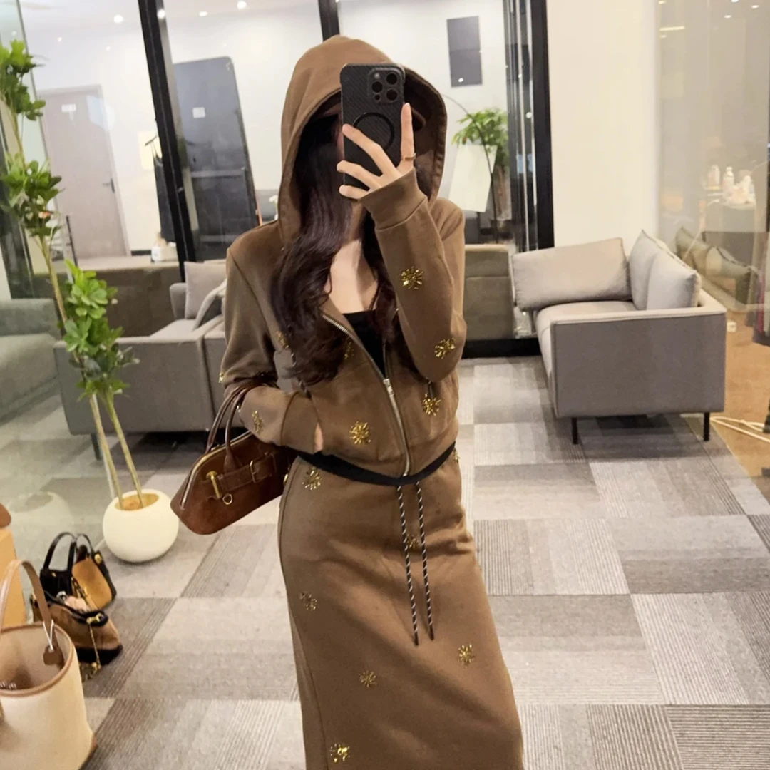 韩系慵懒风时尚套装女2026春秋新款拉链连帽上衣半身长裙字两件套