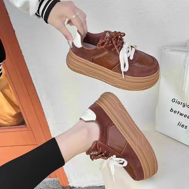 复古港风厚底板鞋女新款百搭增高舒适超火休闲运动鞋  999-23