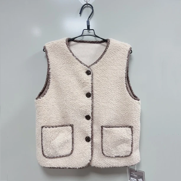 冬季新款中老年妈妈保暖羊羔毛马甲女外套9057