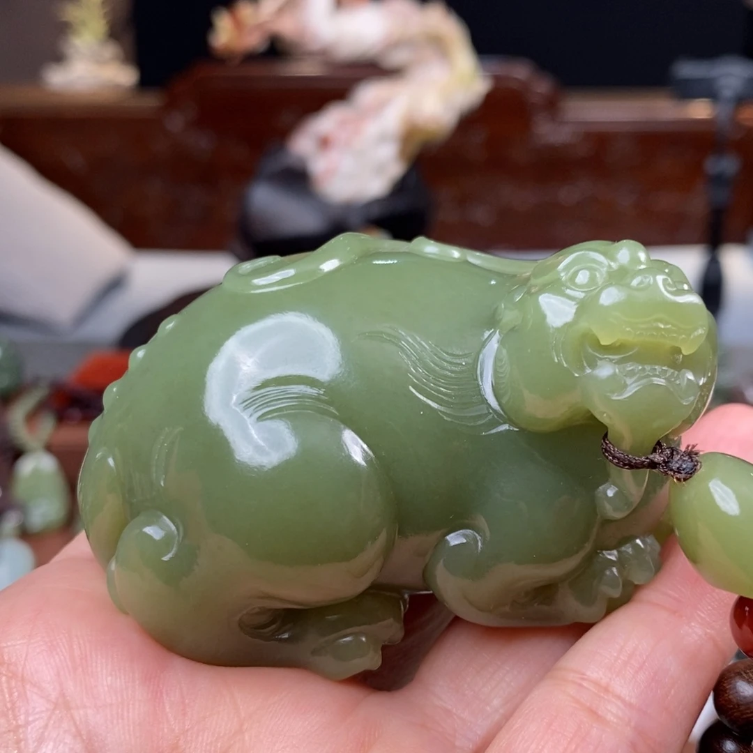 阿***9和田玉未镶嵌把件