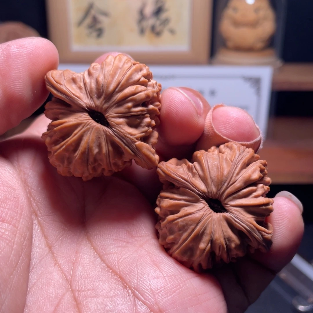 若***雪把件文玩核桃汉高楼39尺
