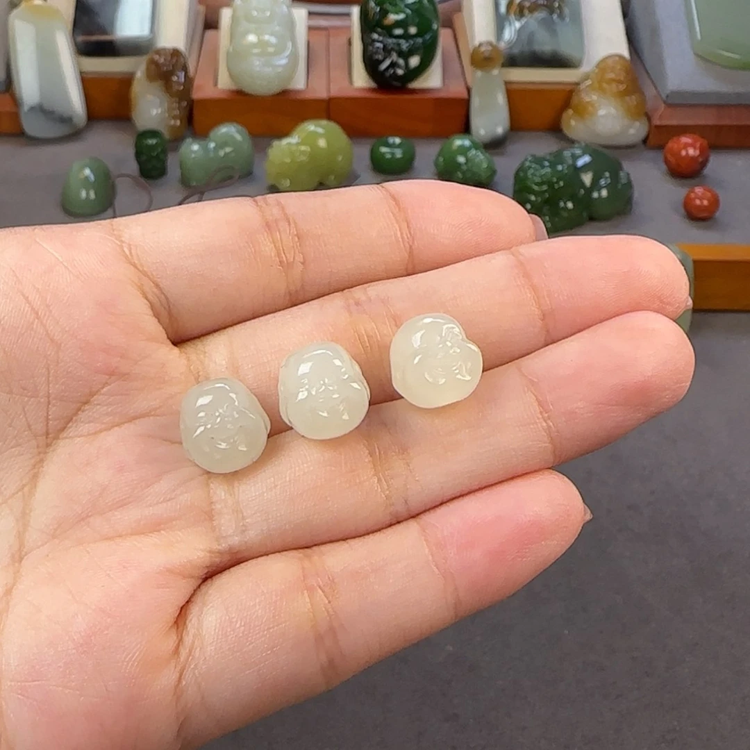 【闪购商品】和田玉未镶嵌颈饰拾***?