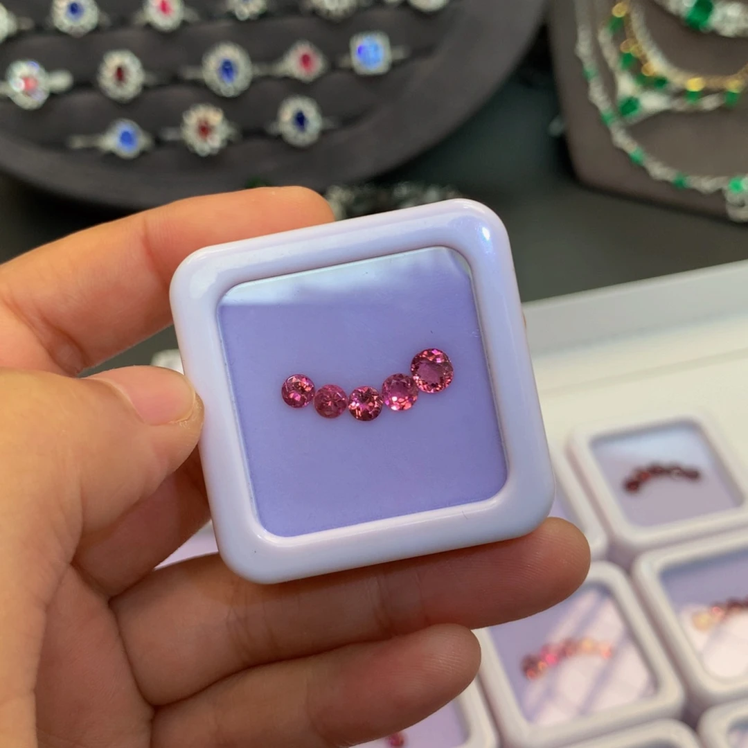 裸石未镶嵌碧玺约1.5ct