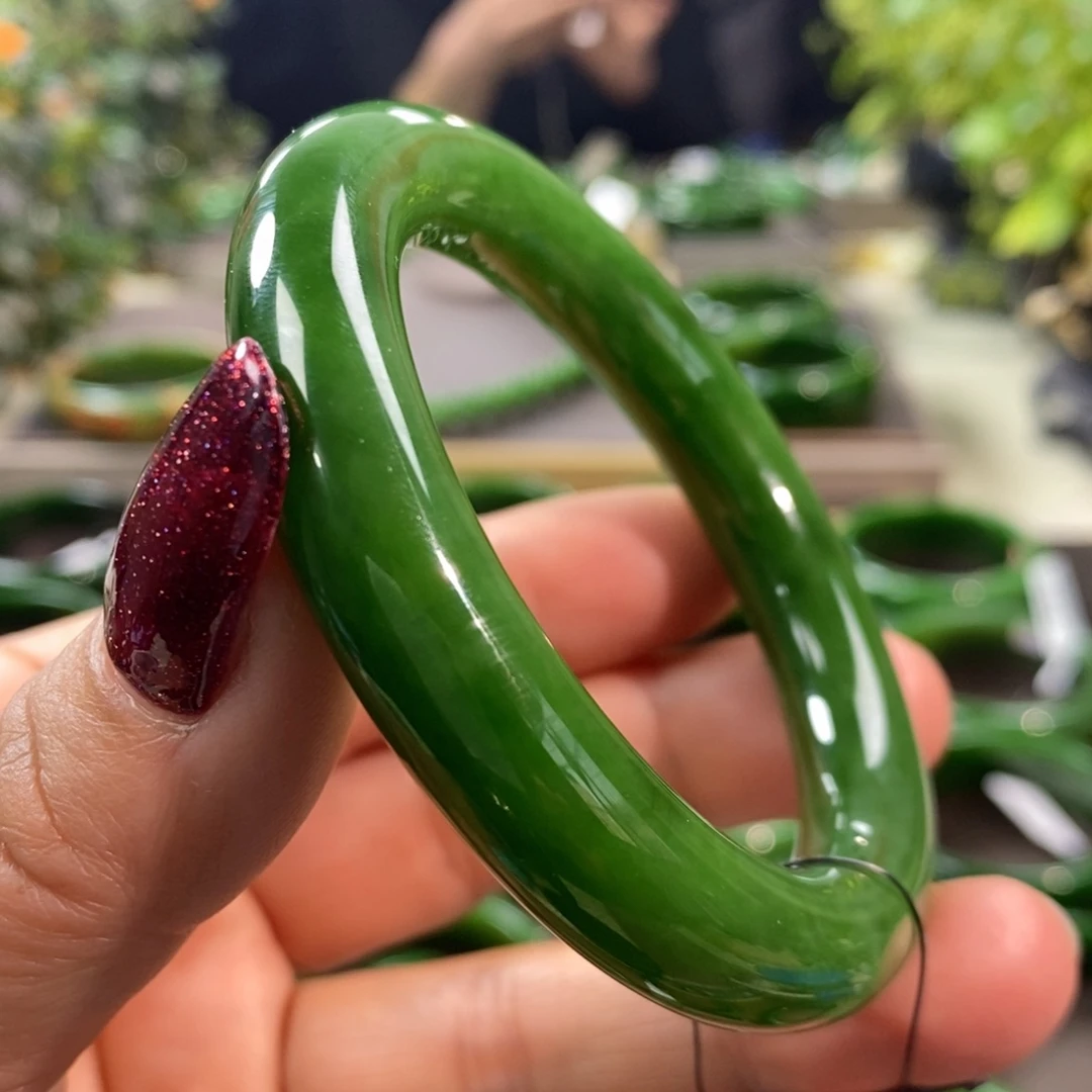 和田玉（碧玉）手镯未镶嵌玹*