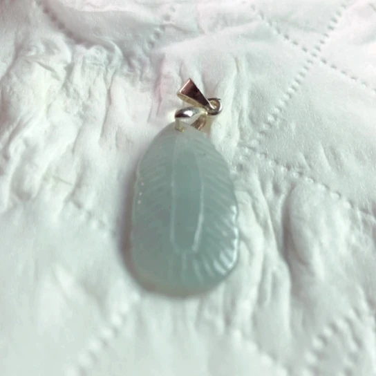 翡翠未镶嵌颈饰吊坠