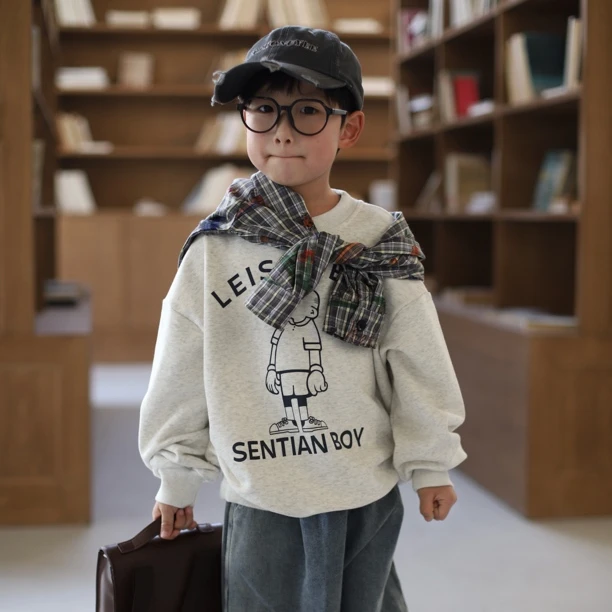 儿童韩版卡通字母时尚长袖卫衣中大童浅灰色长袖春款卫衣