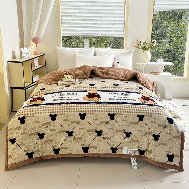 30天免费试睡！秋冬保暖饼干熊双面绒牛奶绒被子150cm*200cm