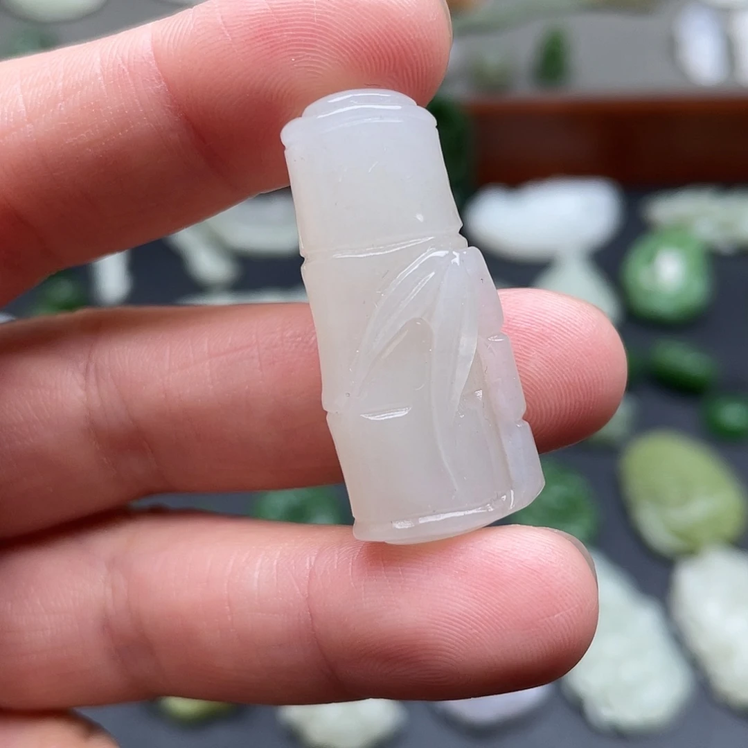 和田玉未镶嵌颈饰竹节吊坠