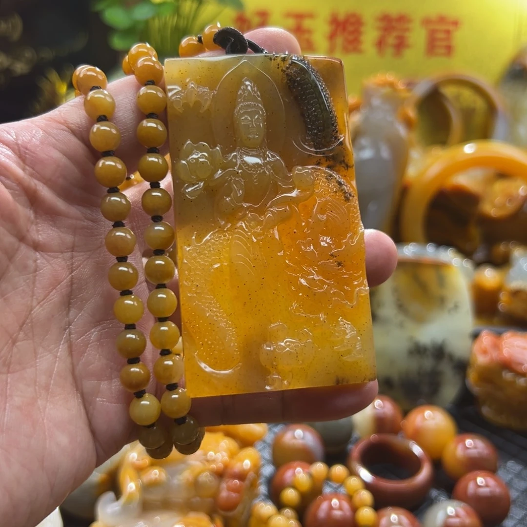 石英质玉未镶嵌颈饰
