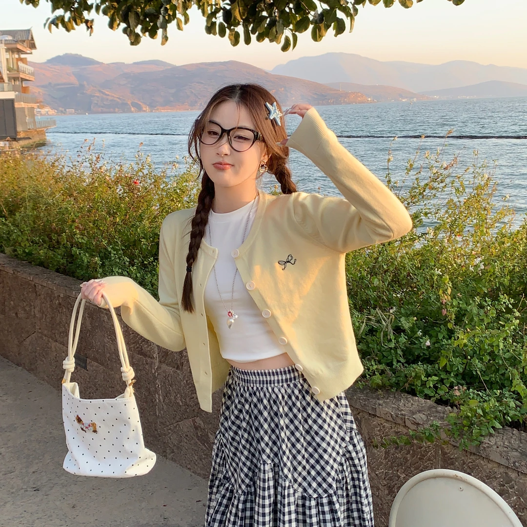 开衫薄针织衫女外搭刺绣早春2025新款显瘦甜美百搭短款上衣KS803