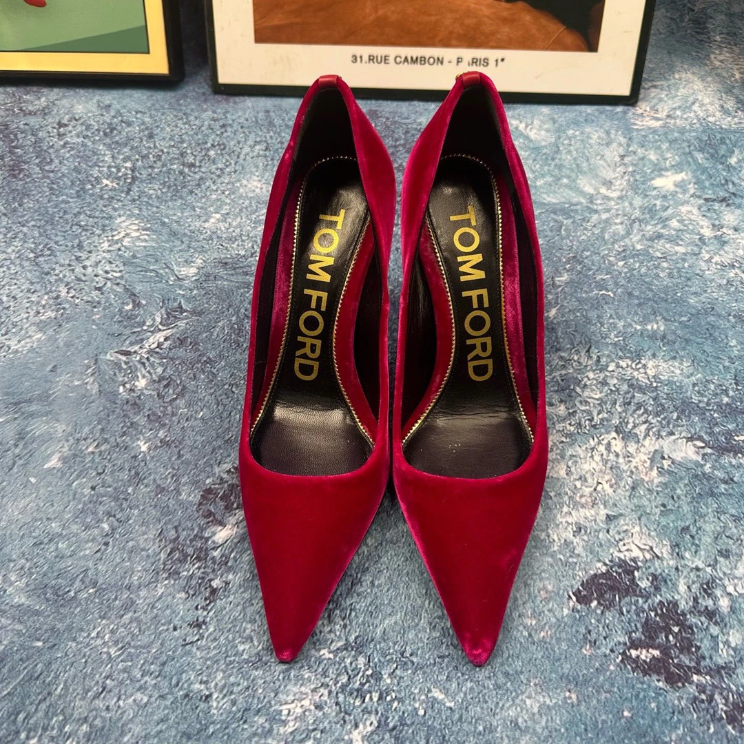 99新 TOMFORD/汤姆福特 葡萄籽奢潮/TOM FORD 红丝绒高跟鞋/37