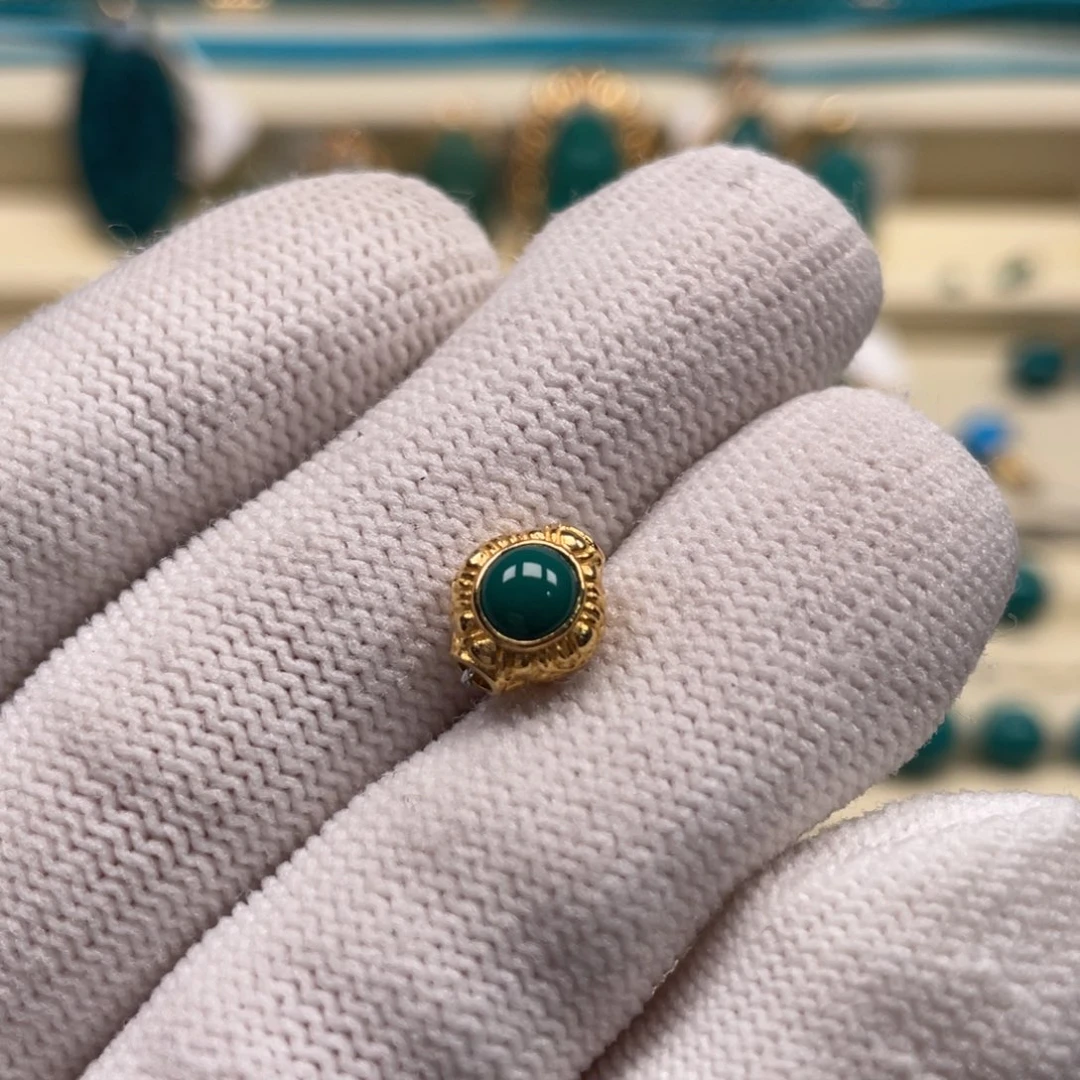 18K金镶嵌绿松石珠宝奇石7.5mm