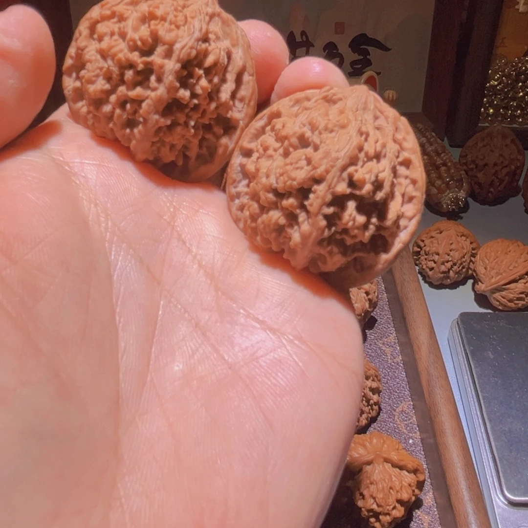 瑞金文玩核桃百花山满天星