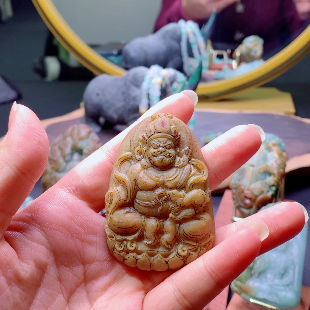 顺***然定制翡翠未镶嵌翡翠
