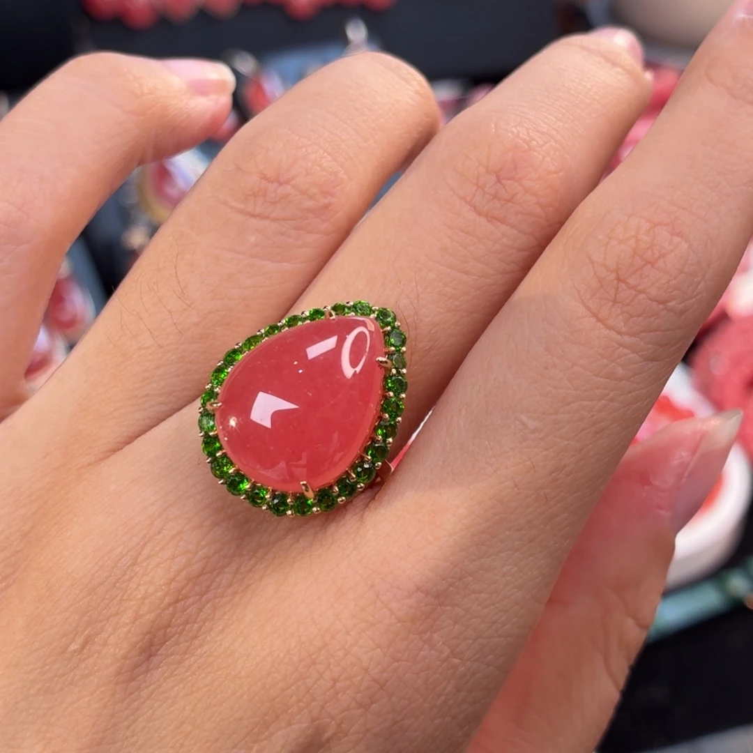 菱锰矿（红纹石）18K金镶嵌戒指