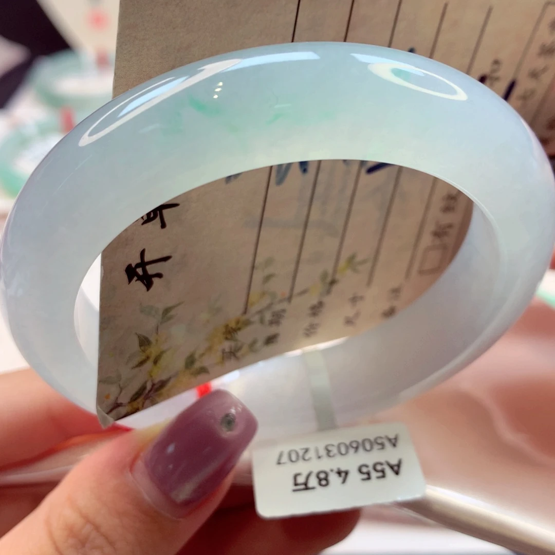 翡翠手镯未镶嵌正圈12号66