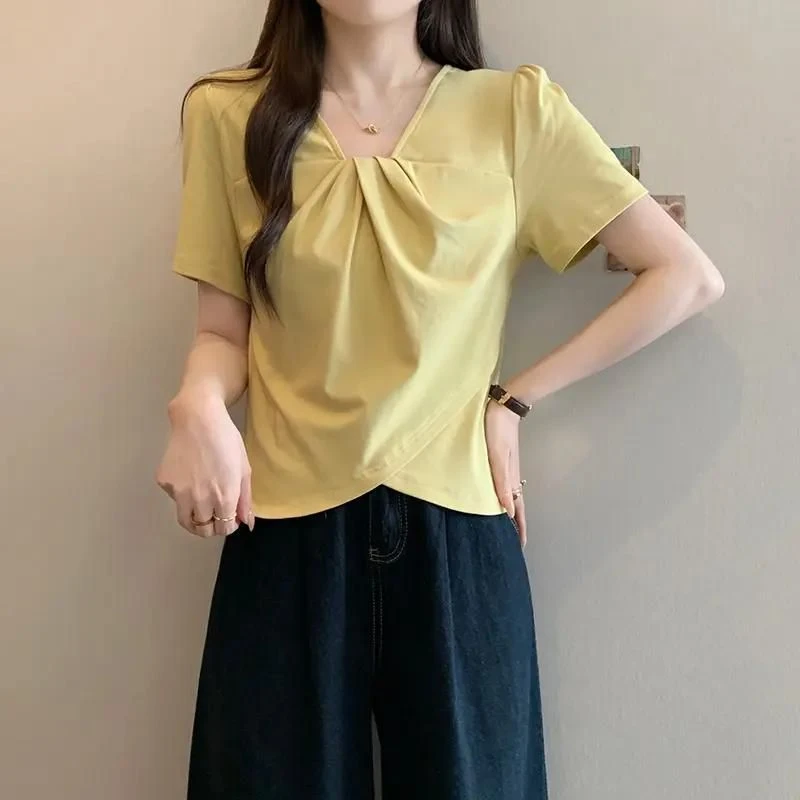 2025新款女时尚设计感v领体恤轻奢胖妹妹不规则正肩短袖T恤上衣