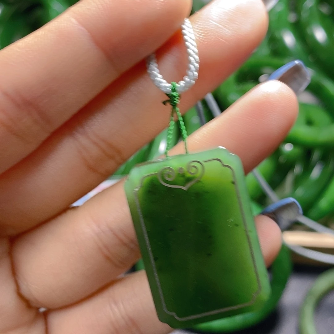 和田玉（碧玉）未镶嵌手链